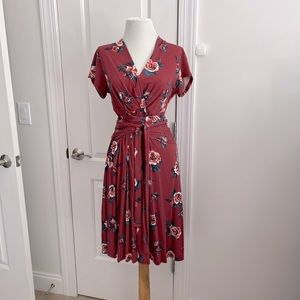 Floral short sleeved wrap midi dress, Medium